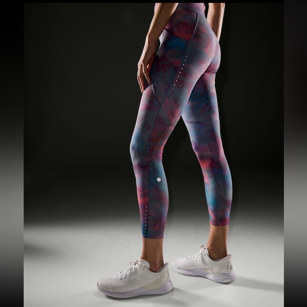 Lululemon Fast and Free HR Tight 25” with Pockets Hazy Afterglow Multi - Picture 2 of 13